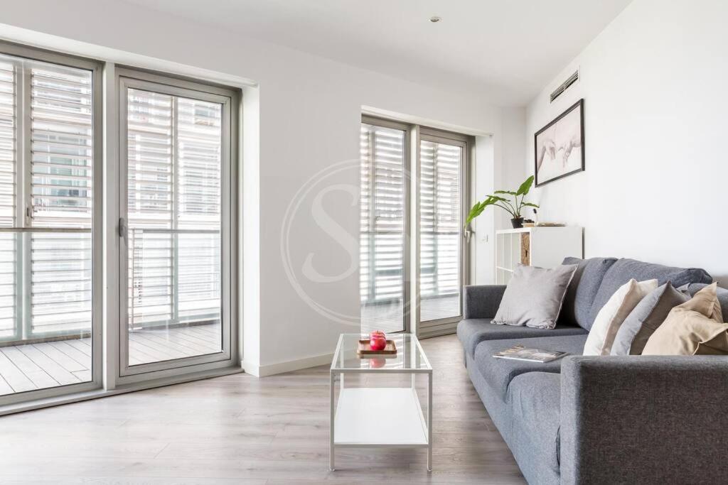 Apartamento Beachfront With Terrace *